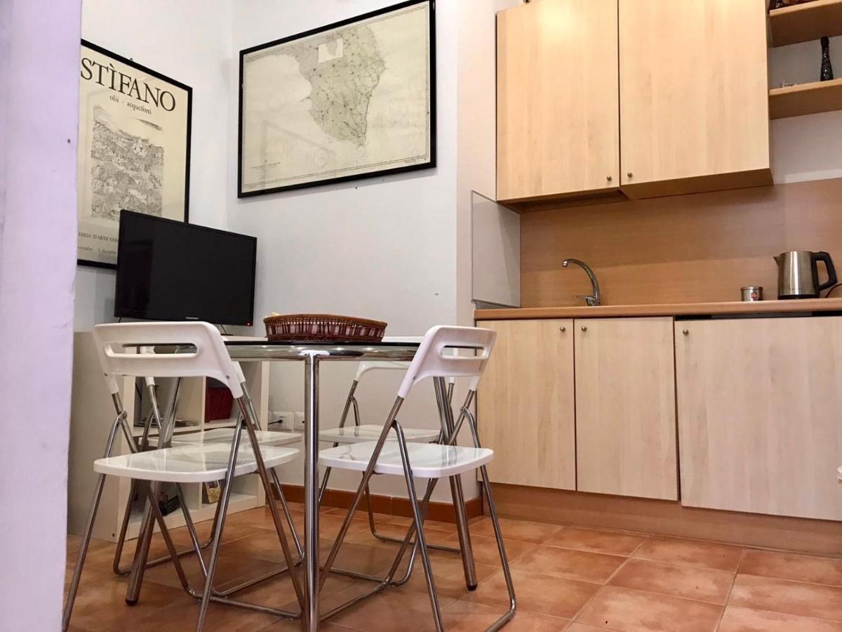 B&B Interno 3 Bari Exteriör bild