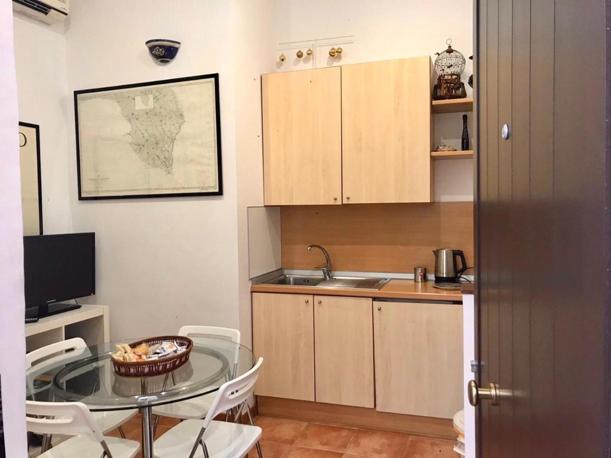 B&B Interno 3 Bari Exteriör bild